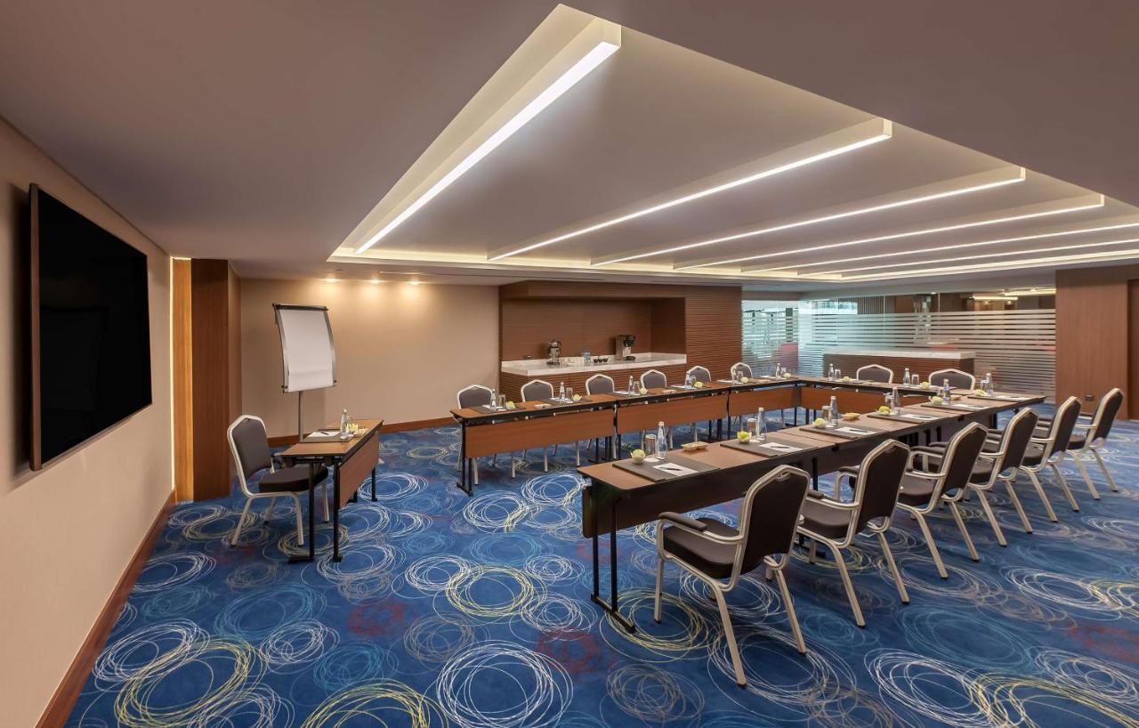 Radisson Blu Residence, Istanbul Batisehir Exterior photo